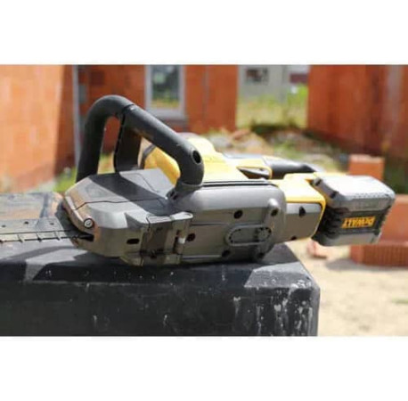 Пила ALLIGATOR аккумуляторная DeWALT DCS398T2 в Тулс ДеВолт