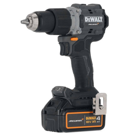 Дриль-шуруповерт акумуляторний ударний McLaren F1 TEAM LIMITED EDITION XR Li-lon 18В 4Аг 90Нм DeWALT DCD85MM2T купити