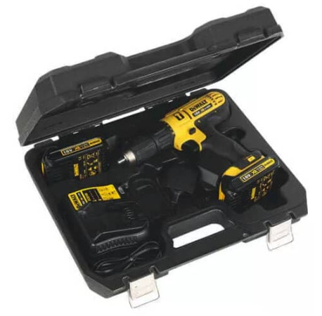 Дриль-шурупокрут акумуляторний ударний DeWALT DCD776C2 з доставкою