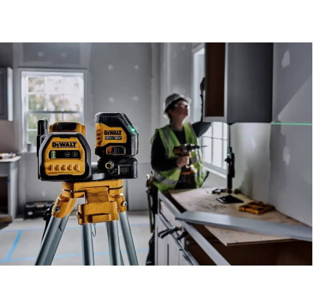 Лазерный уровень самовыравнивающийся 2-х плоскостный DeWALT DCE088D1G18 с доставкой
