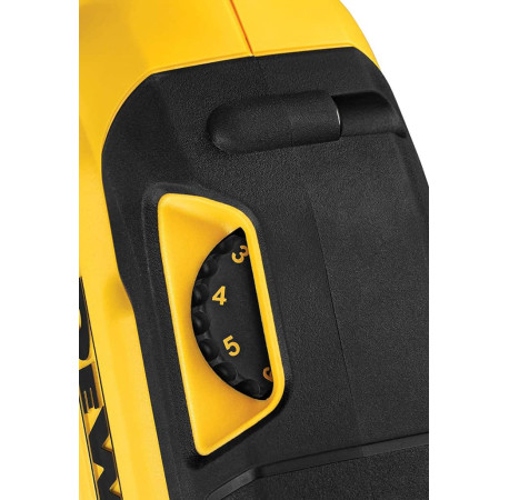 Шлифмашина эксцентриковая акумуляторная DeWALT DCE800T2 с другого ракурса