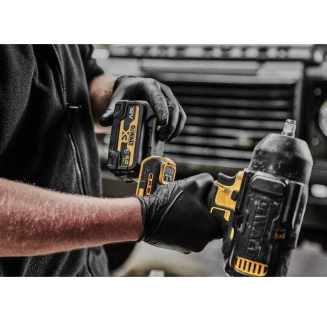Гайковерт аккумуляторный ударный DeWALT DCF900P2G стоимость