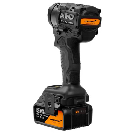 Гайковерт ударний акумуляторний McLaren F1 Team Special Edition XR Li-lon 18В 5Аг 610Нм DeWALT DCF92MP2T з доставкою