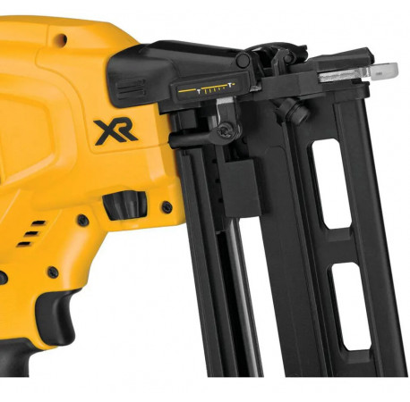 Пістолет цвяхозабивний акумуляторний DeWALT DCN662NT з доставкою