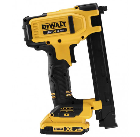 Степлер скобозабивний акумуляторний DeWALT DCN701D2 в магазині Tools DeWalt