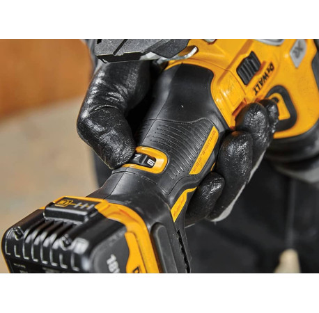 Пила лобзикова акумуляторна DeWALT DCS335NT купити за ціною в — Tools DeWalt
