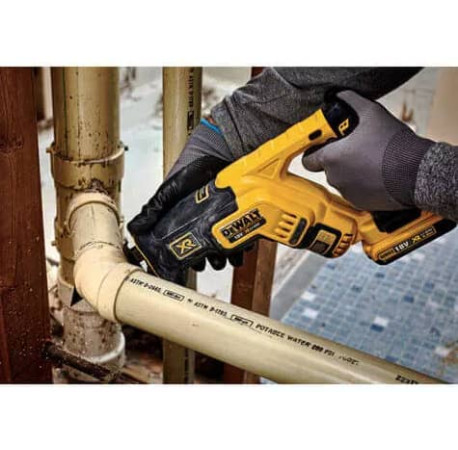 Пила шабельна акумуляторна DeWALT DCS367P2 фото