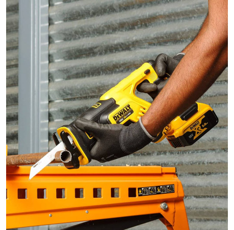 Пила шабельна акумуляторна DeWALT DCS367P2 