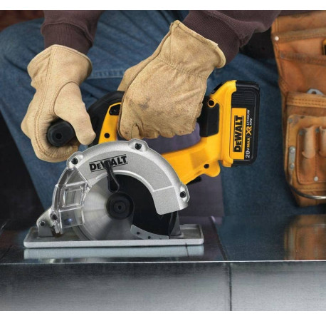 Пила дискова акумуляторна DeWALT DCS373N в магазині Tools DeWalt