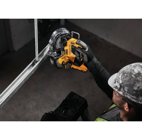 Пила ленточная аккумуляторная DeWALT DCS377NT 