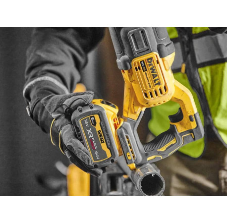 Пила шабельна акумуляторна DeWALT DCS386NT 