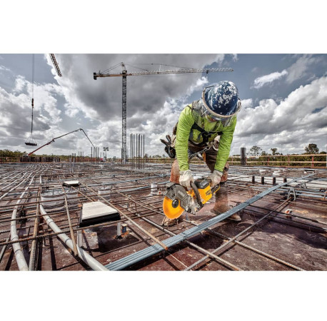 Пила відрізна акумуляторна DeWALT DCS690X2 каталог