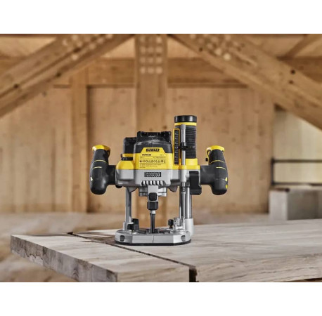 Фрезер погружной аккумуляторный XR Li-lon 18В 12мм DeWALT DCW620NT с доставкой