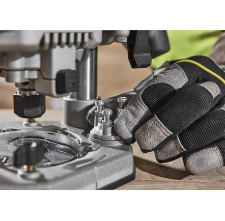 Фрезер погружной аккумуляторный XR Li-lon 18В 12мм DeWALT DCW620NT фото