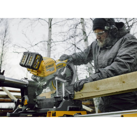 Пила торцювальна акумуляторна DeWALT DHS780N вартість