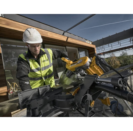 Пила торцювальна акумуляторна DeWALT DHS780N фото