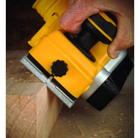 Рубанок акумуляторний безщітковий DeWALT DCP580NT каталог