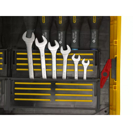 Ящик техника армированный стекловолокном FATMAX® 540х400х435 мм с колесами STANLEY FMST1-72383 в Киеве