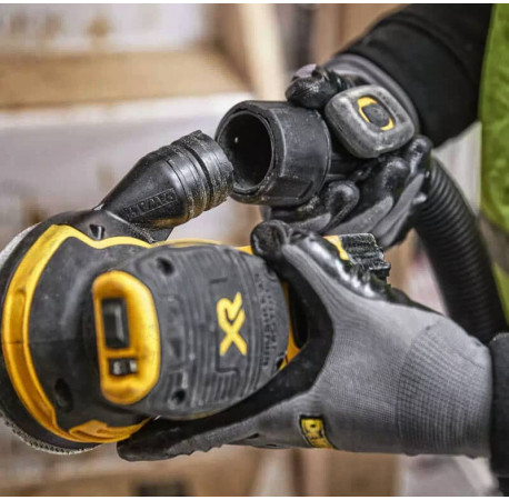 Эксцентриковая шлифмашина DeWALT DCW210N с другого ракурса
