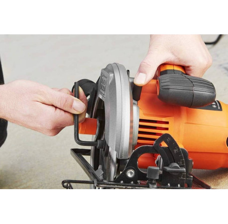 Пила дисковая сетевая 190мм 1500Вт Black+Decker CS1550 в Тулс ДеВолт