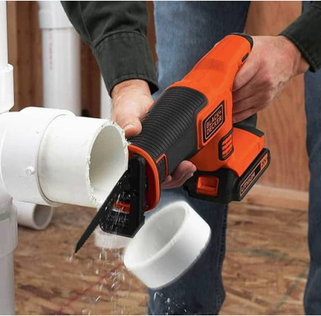 Пила сабельная аккумуляторная Li-lon 18В 2.5Ач 3000ход Black+Decker BDCR18E1 в магазине Tools DeWalt