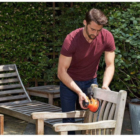 Шліфмашина ексцентрикова мережева 230Вт 125мм Black+Decker BEW210 в магазині Tools DeWalt