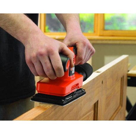 Шліфмашина вібраційна мережева 240Вт Black+Decker KA320EKA вартість