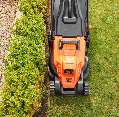 Газонокосарка електрична 1.8кВт Black+Decker BEMW481BH з доставкою