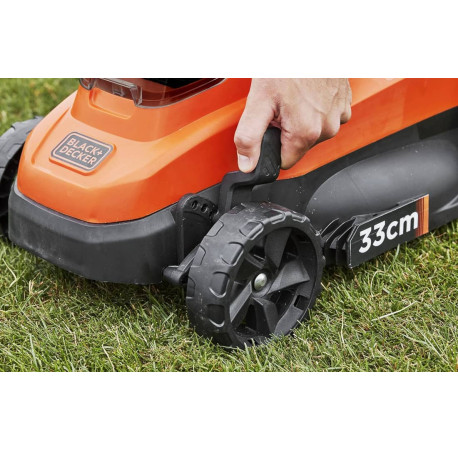 Газонокосарка акумуляторна 32см Li-lon 18В 2.5Аг Black+Decker BCMW3318L2 з доставкою