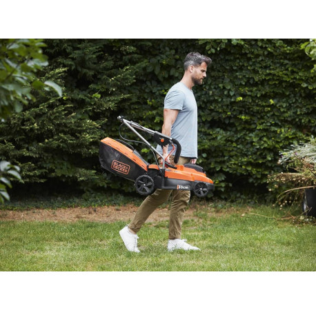 Газонокосарка акумуляторна 32см Li-lon 18В 2.5Аг Black+Decker BCMW3318L2 