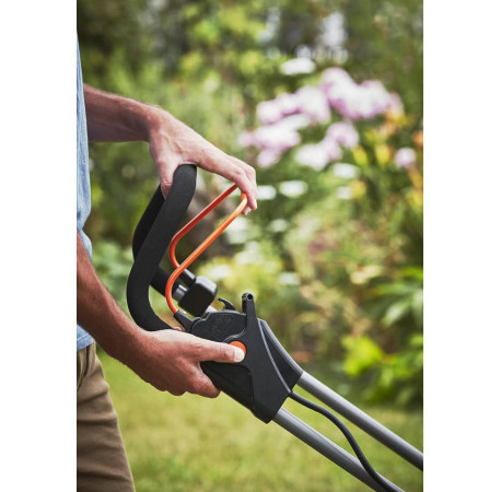 Газонокосарка акумуляторна 32см Li-lon 36В 2.5Аг Black+Decker BCMW3336L1 каталог