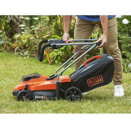 Газонокосарка акумуляторна 32см Li-lon 36В 2.5Аг Black+Decker BCMW3336L1 