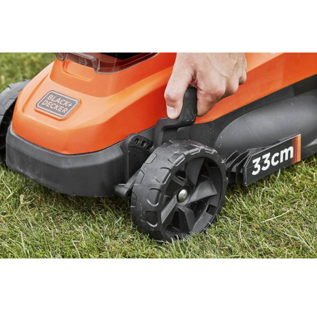 Газонокосарка акумуляторна 32см Li-lon 18В 4Аг Black+Decker BCMW33184L2 вартість
