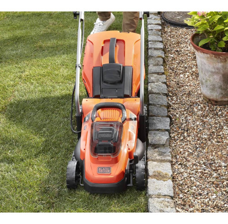 Газонокосарка акумуляторна 32см Li-lon 18В 4Аг Black+Decker BCMW33184L2 купити за ціною в — Tools DeWalt