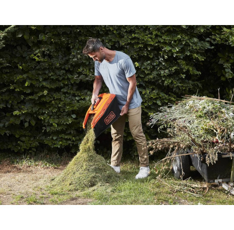 Газонокосарка акумуляторна 32см Li-lon 18В 4Аг Black+Decker BCMW33184L2 