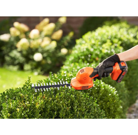 Кущоріз-ножиці акумуляторні Li-Ion 18B Black+Decker BCSS18D1 вартість
