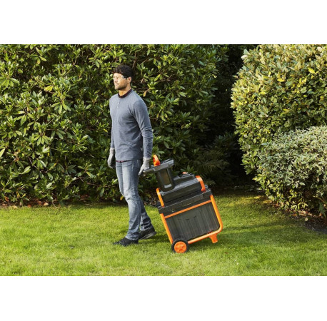 Подрібнювач електричний 2.8 кВт Black+Decker BEGAS5800 в магазині Tools DeWalt