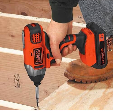 Шурупокрут акумуляторний ударний Li-lon 18В 210Нм Black+Decker BDCIM18N В Тулс ДеВолт