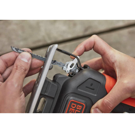Набір з двох акумуляторних інструментів Li-lon 12В 1.5Аг Black+Decker BDCK122S1S у Львові