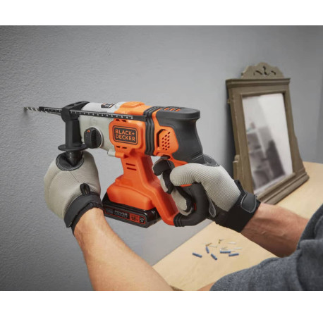 Перфоратор акумуляторний SDS-Plus Li-lon 18В 1.2Дж Black+Decker BCD900B 