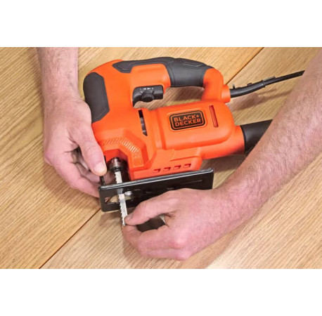Пила лобзиковая сетевая 400Вт Black+Decker BES603 каталог