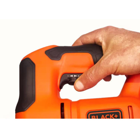 Пила лобзиковая сетевая 400Вт Black+Decker BES603 