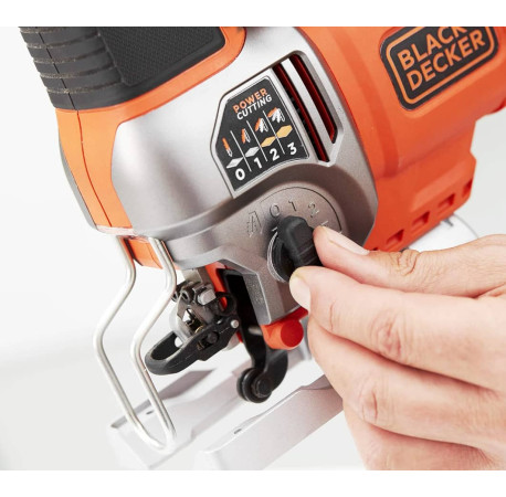 Пила лобзиковая сетевая 650Вт Black+Decker BES610 в Тулс ДеВолт