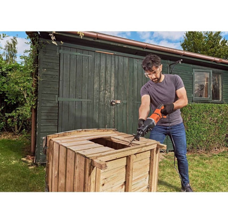 Пила сабельная сетевая 750Вт Black+Decker BES301 в Киеве