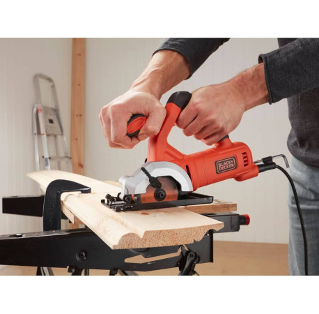 Пила дискова мережева 85мм 400Вт Black+Decker BES510 з доставкою
