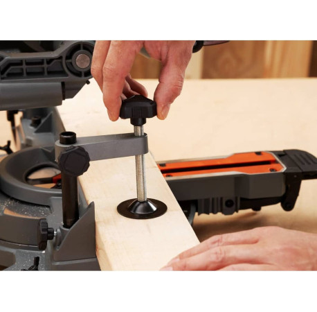 Пила торцовочная сетевая 216мм 1500Вт Black+Decker BES701 с доставкой