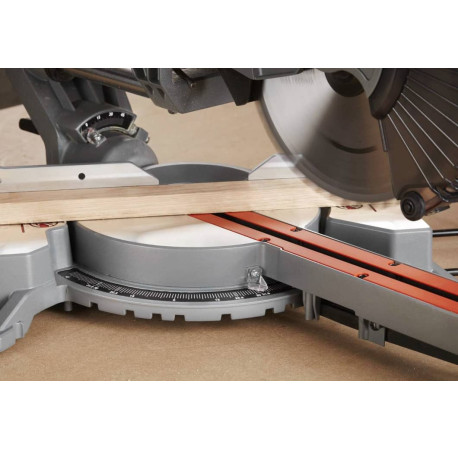 Пила торцювальна мережева 216мм 1600Вт Black+Decker BES700 ціна