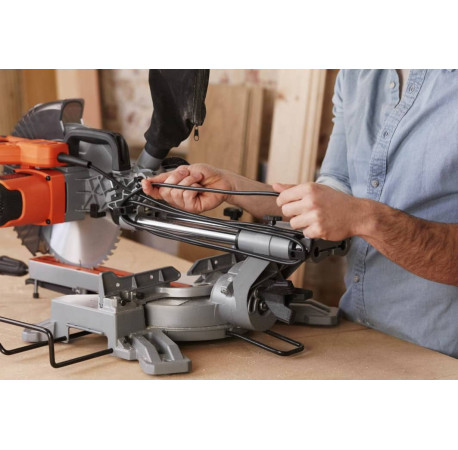 Пила торцювальна мережева 216мм 1600Вт Black+Decker BES700 В Тулс ДеВолт