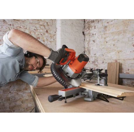 Пила торцювальна мережева 216мм 1600Вт Black+Decker BES700 каталог