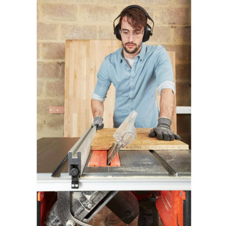 Пила циркулярная настольная сетевая 254мм 1800Вт Black+Decker BES720 в магазине Tools DeWalt